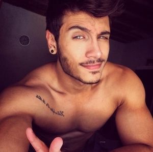 Meet your Posher, João